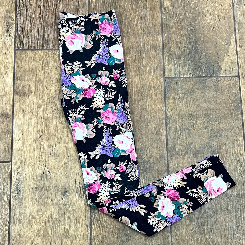 Forever 21 Floral Leggings - Small